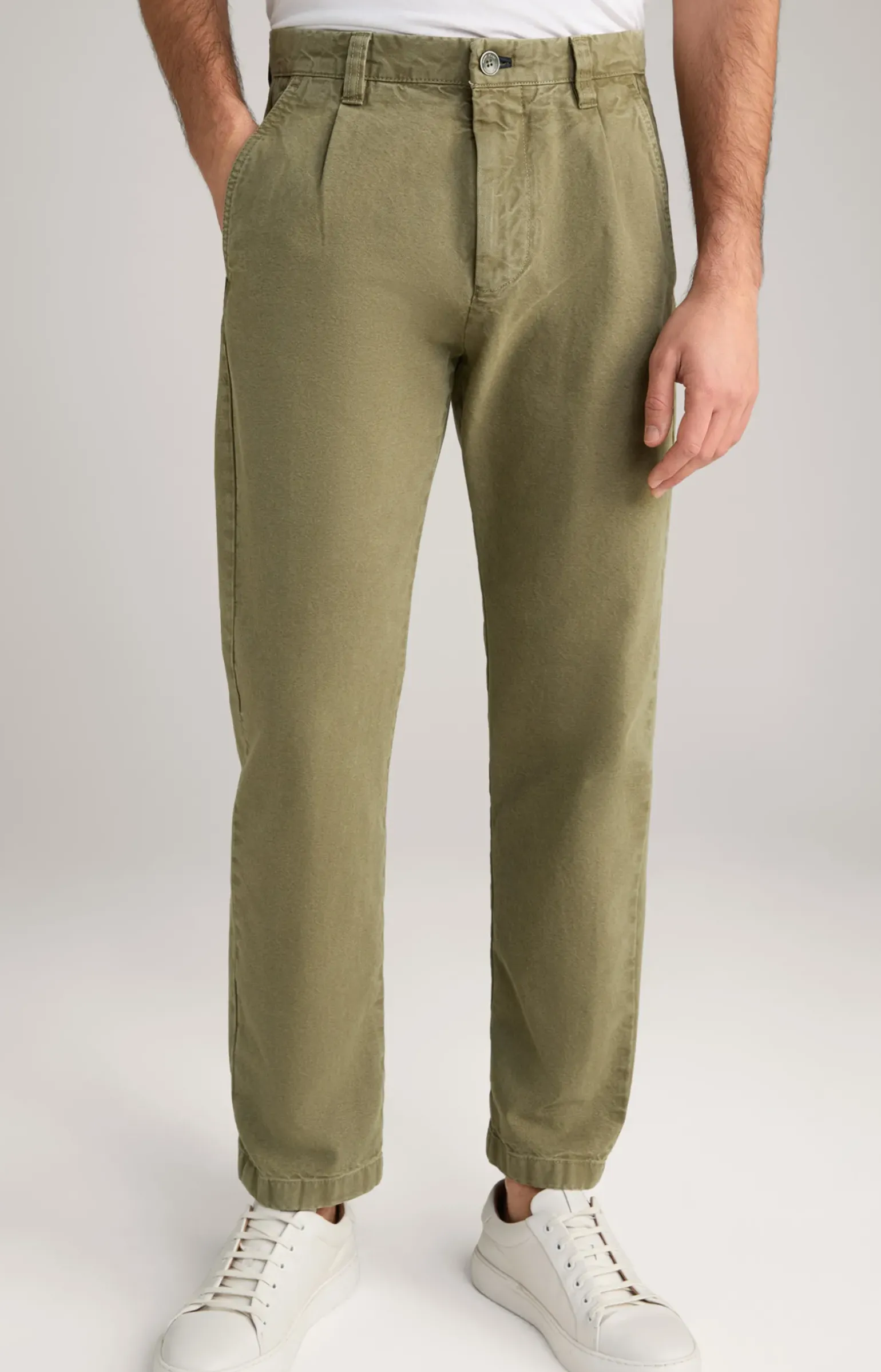 Baumwoll-Chino Len in Oliv