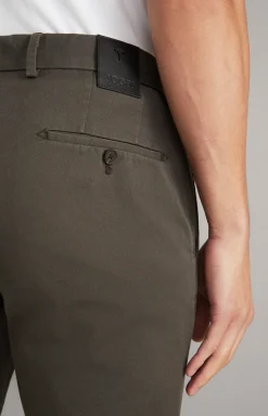 Chino Hank in Dunkelgrün