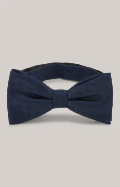 Cornflower-Seidenfliege in Dunkelblau