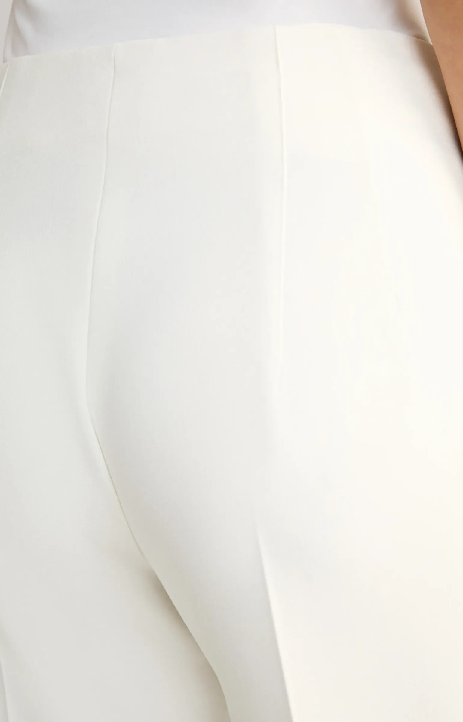 Crêpe-Hose in Creme