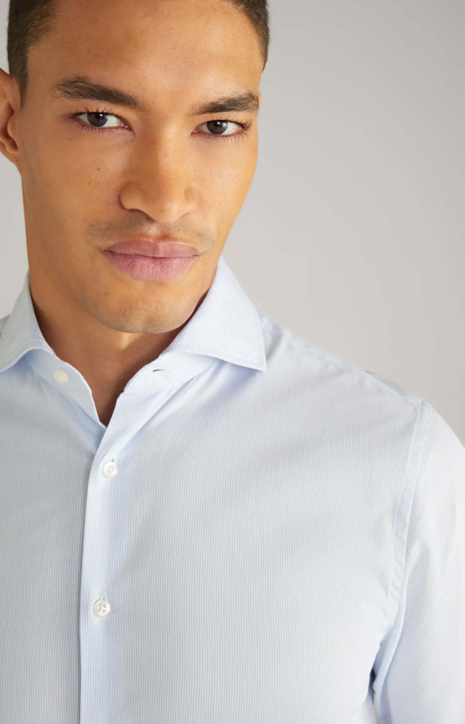 Hemd Mika in Hellblau gestreift