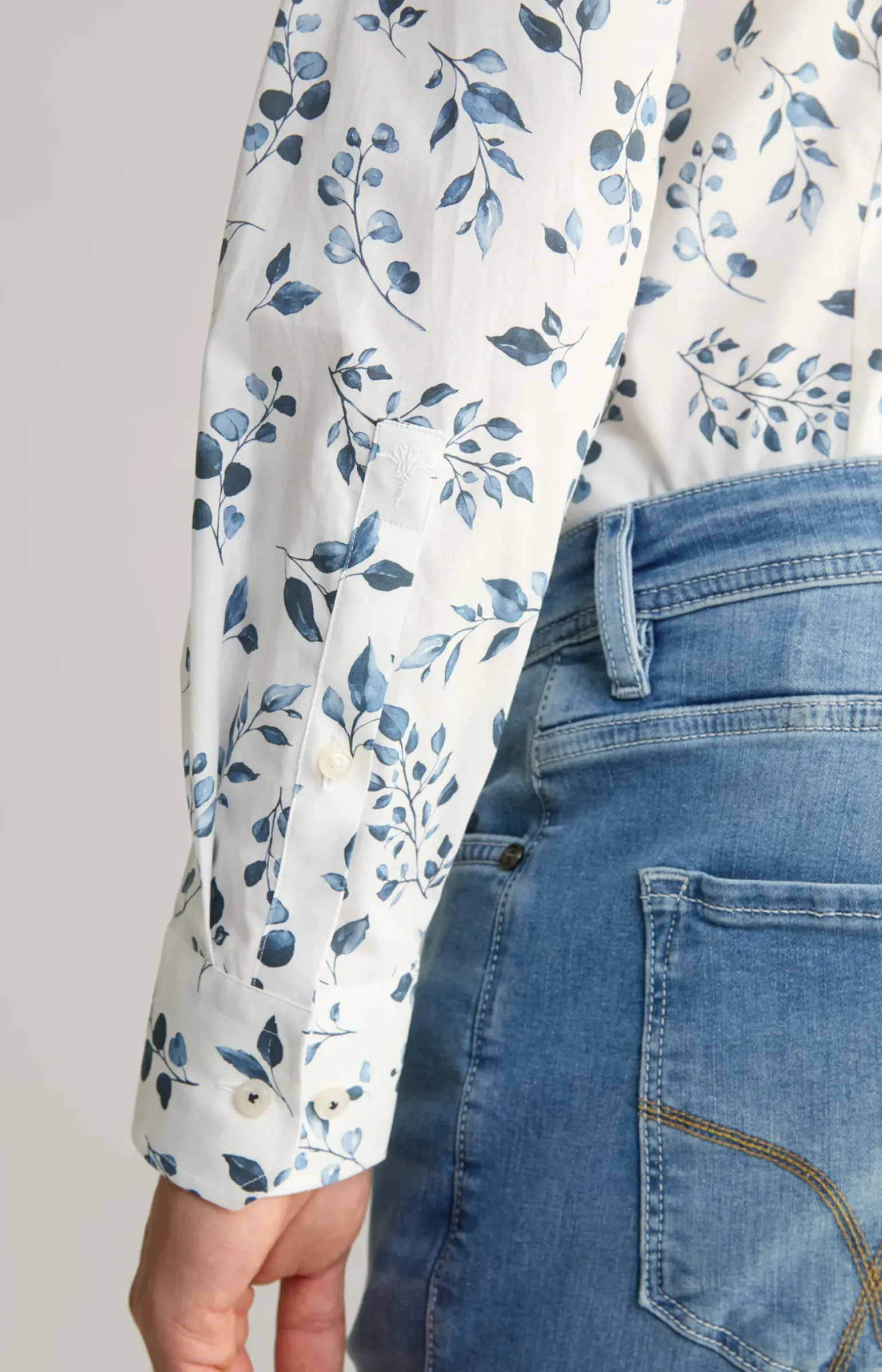 Hemd Pai in Offwhite/Blau gemustert