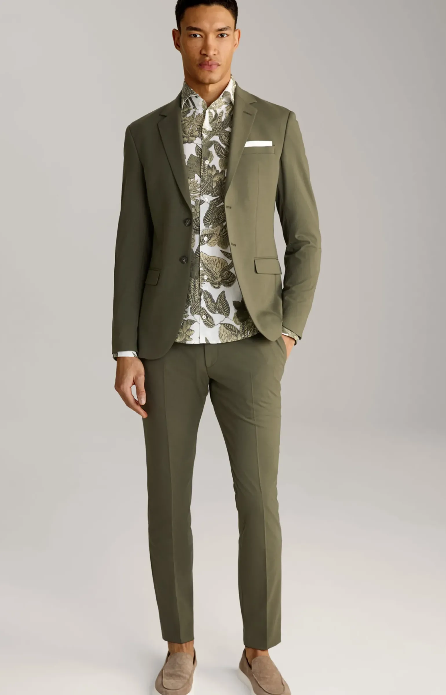 Hemd Pai in Weiß-Oliv gemustert