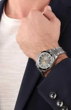 Herren-Armbanduhr in Silber/Anthrazit