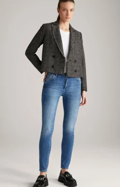 Jeans in Medium Blue Washed