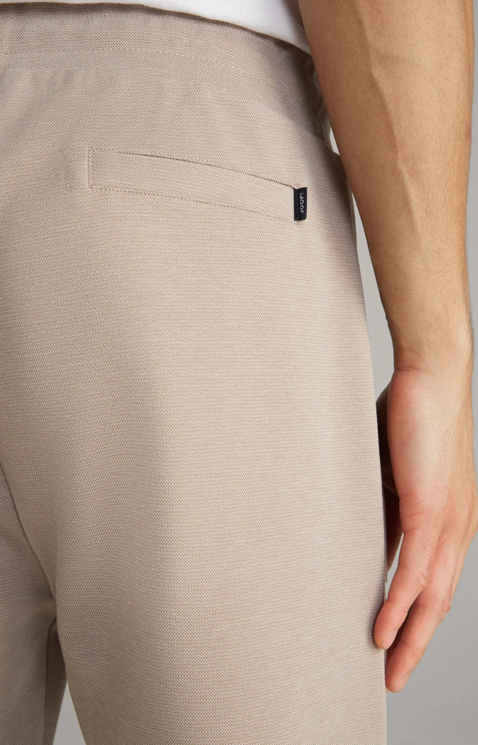 Joggpants Tiano in Hellbraun