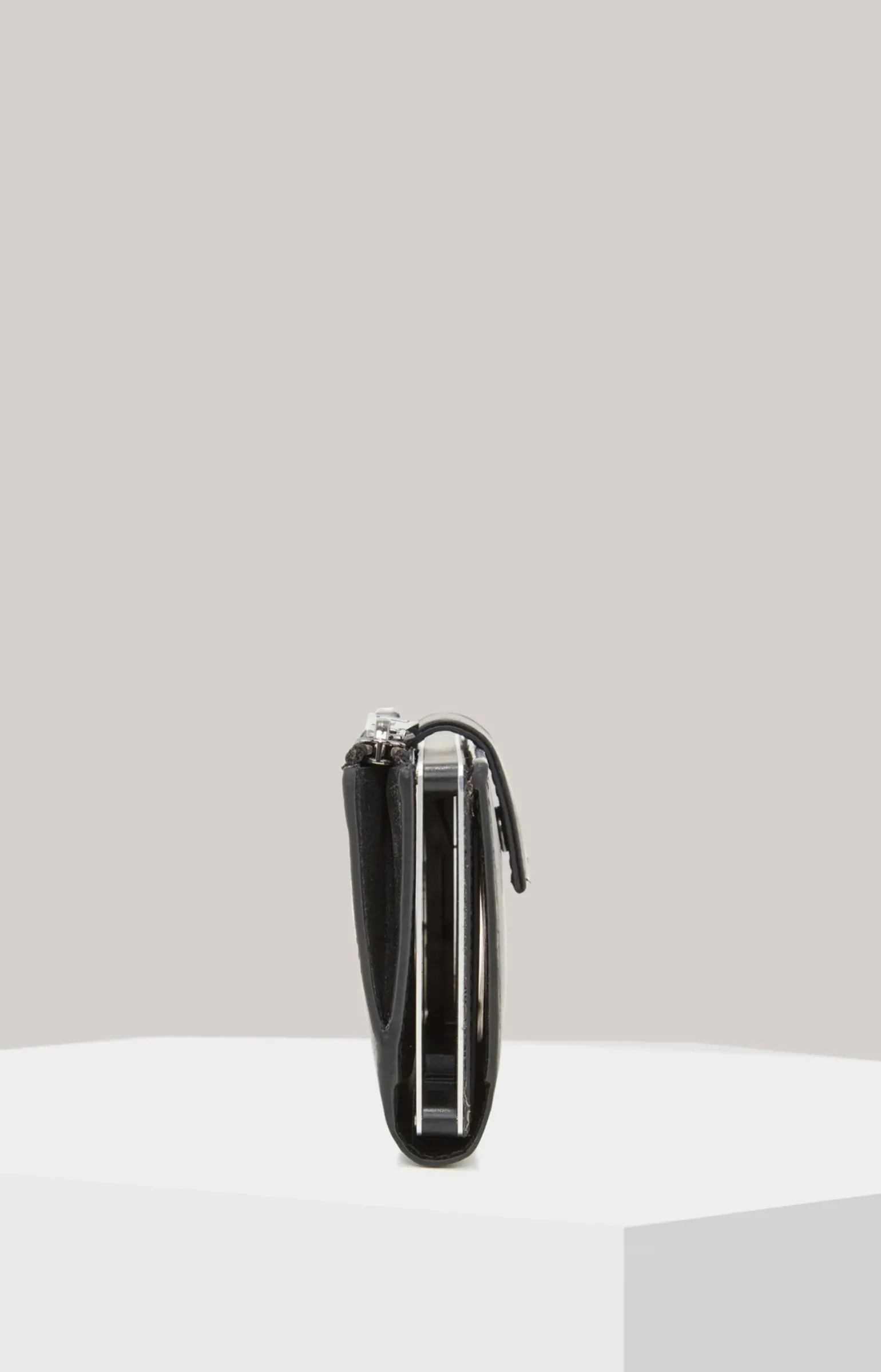 Karten-Etui Pero C-Four in Schwarz