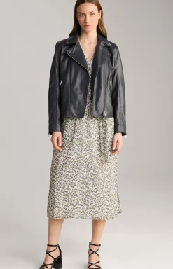 Kleid in Ecru/Flieder gemustert