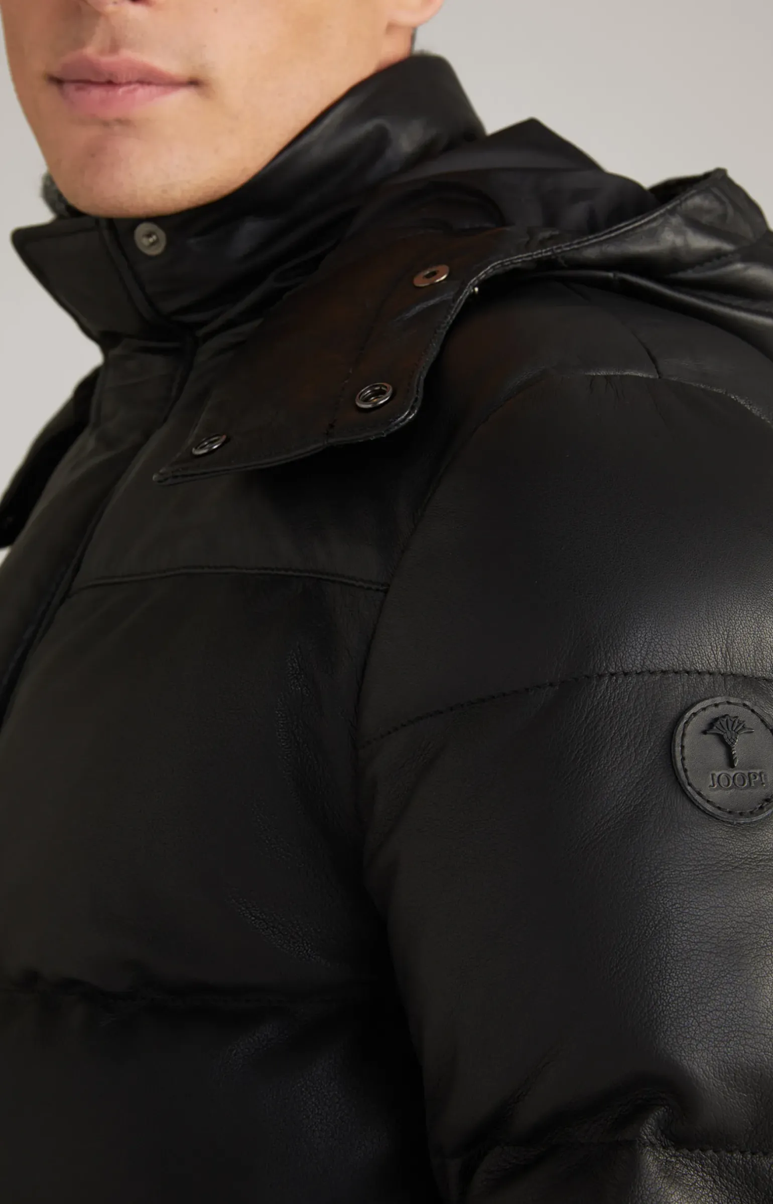 Lederjacke Loma in Schwarz