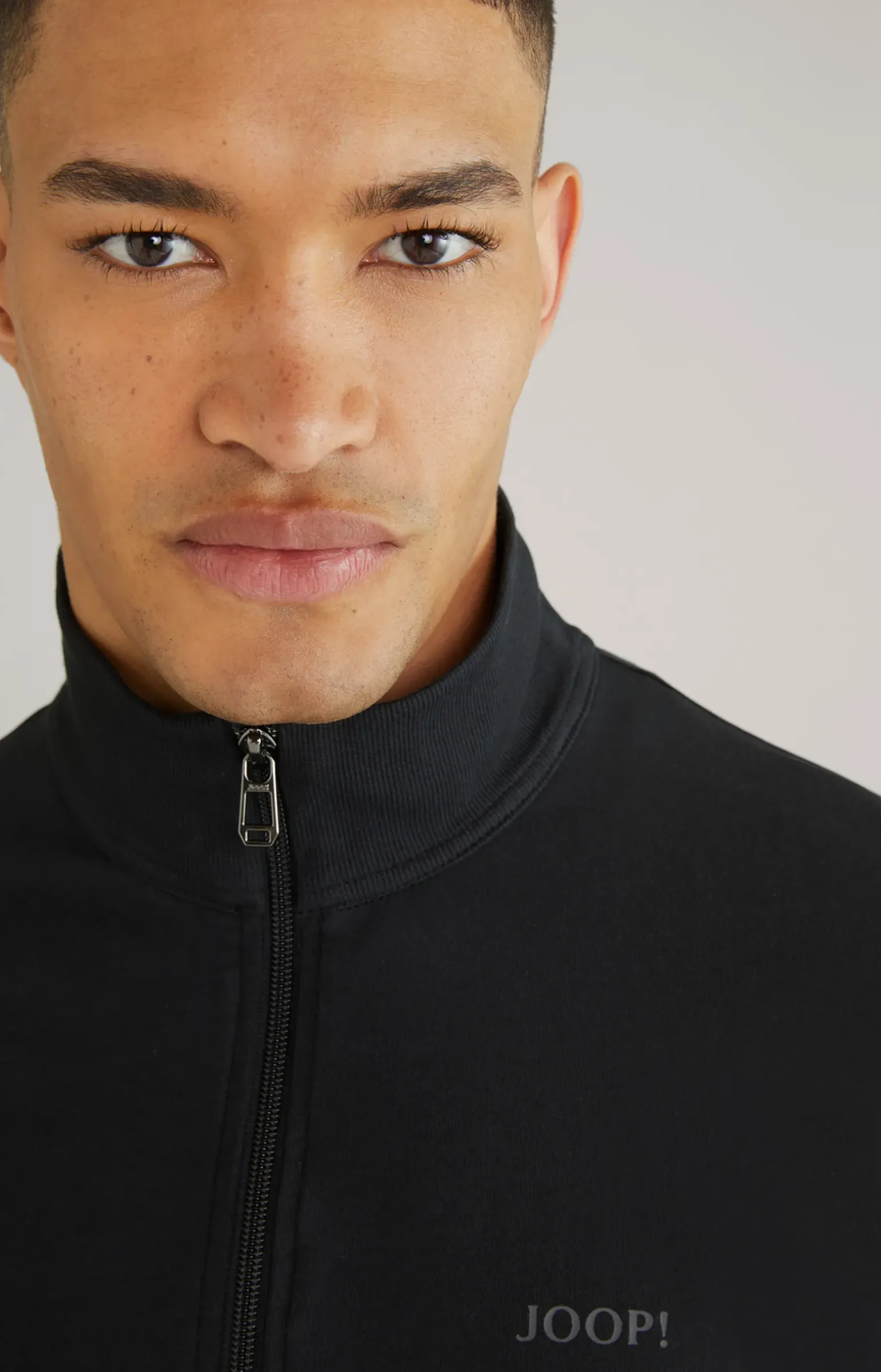 Loungewear Sweatjacke in Schwarz