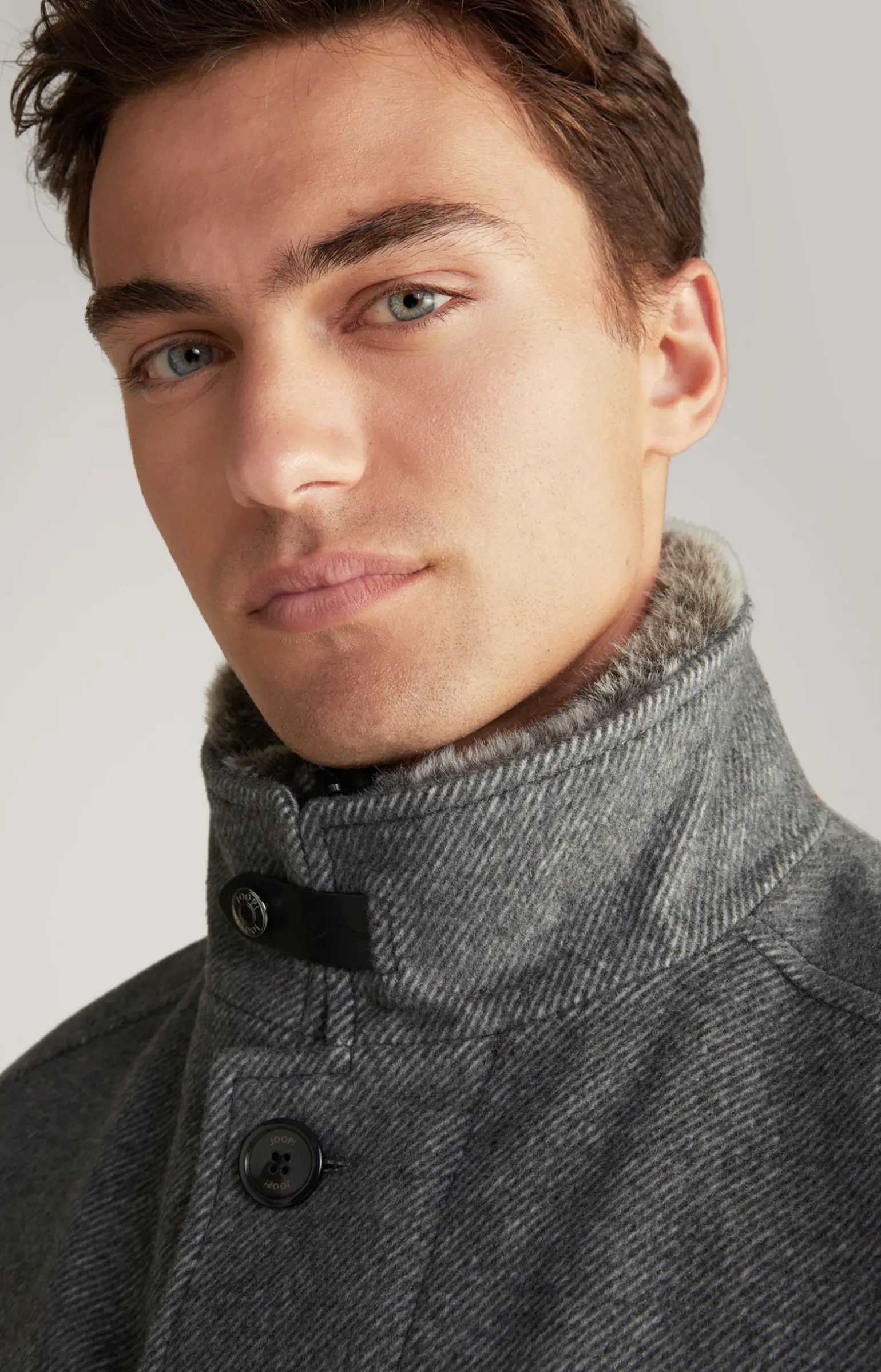 Mantel Gary in Grau meliert