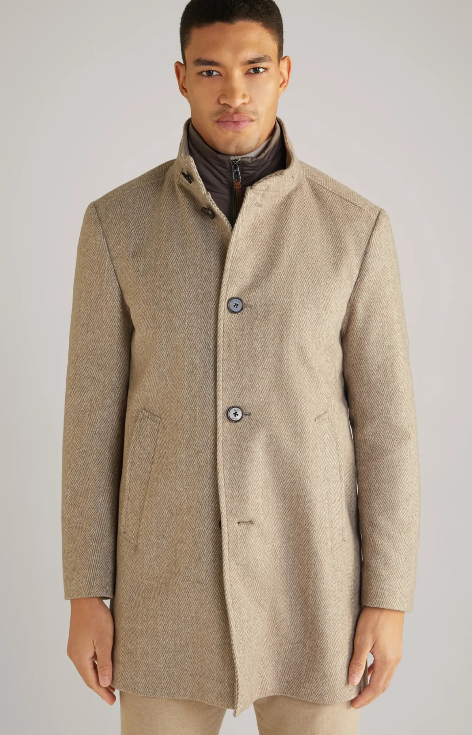 Mantel Maico in Hellbraun gemustert