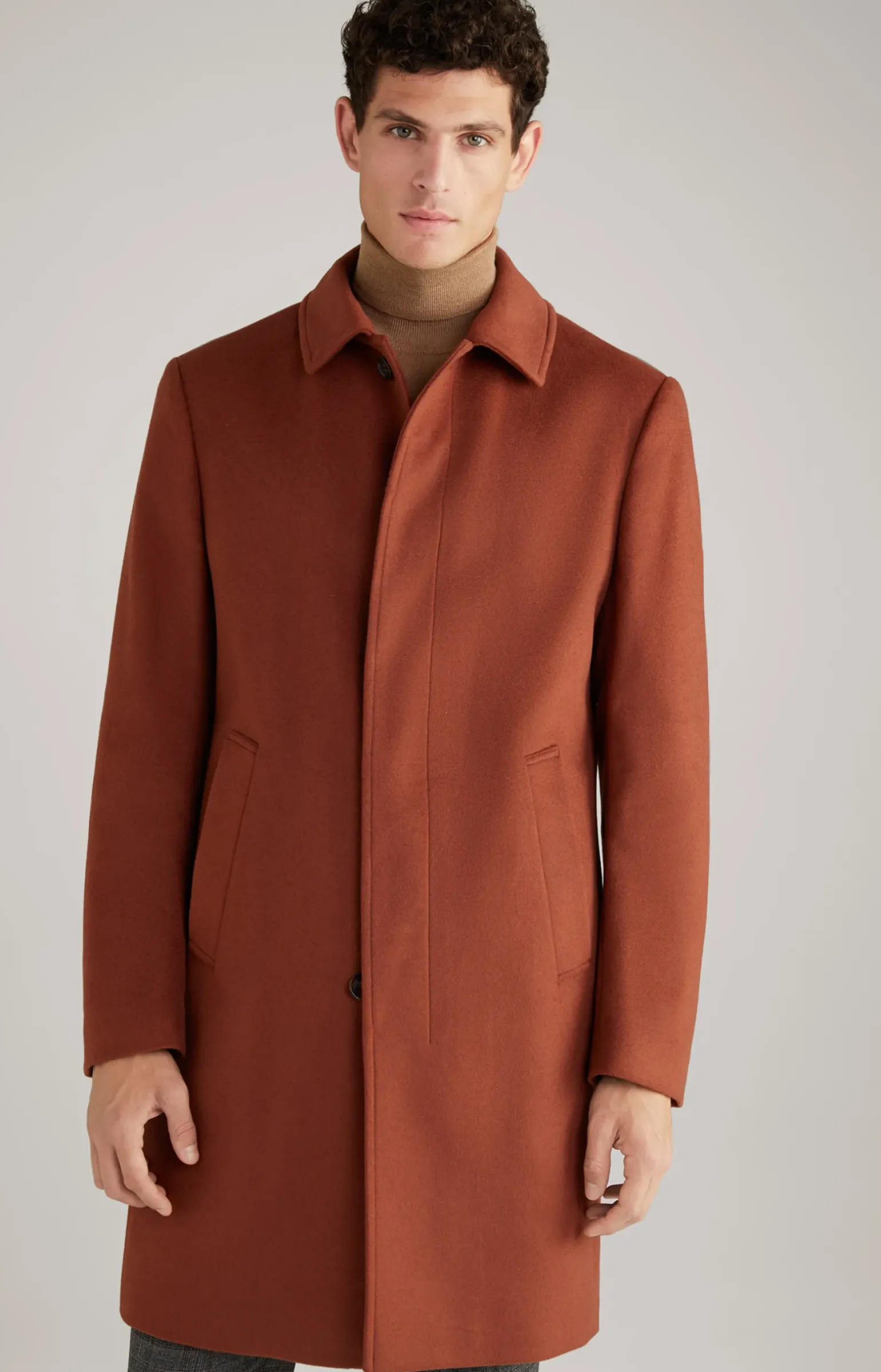 Mantel Varo in Braun