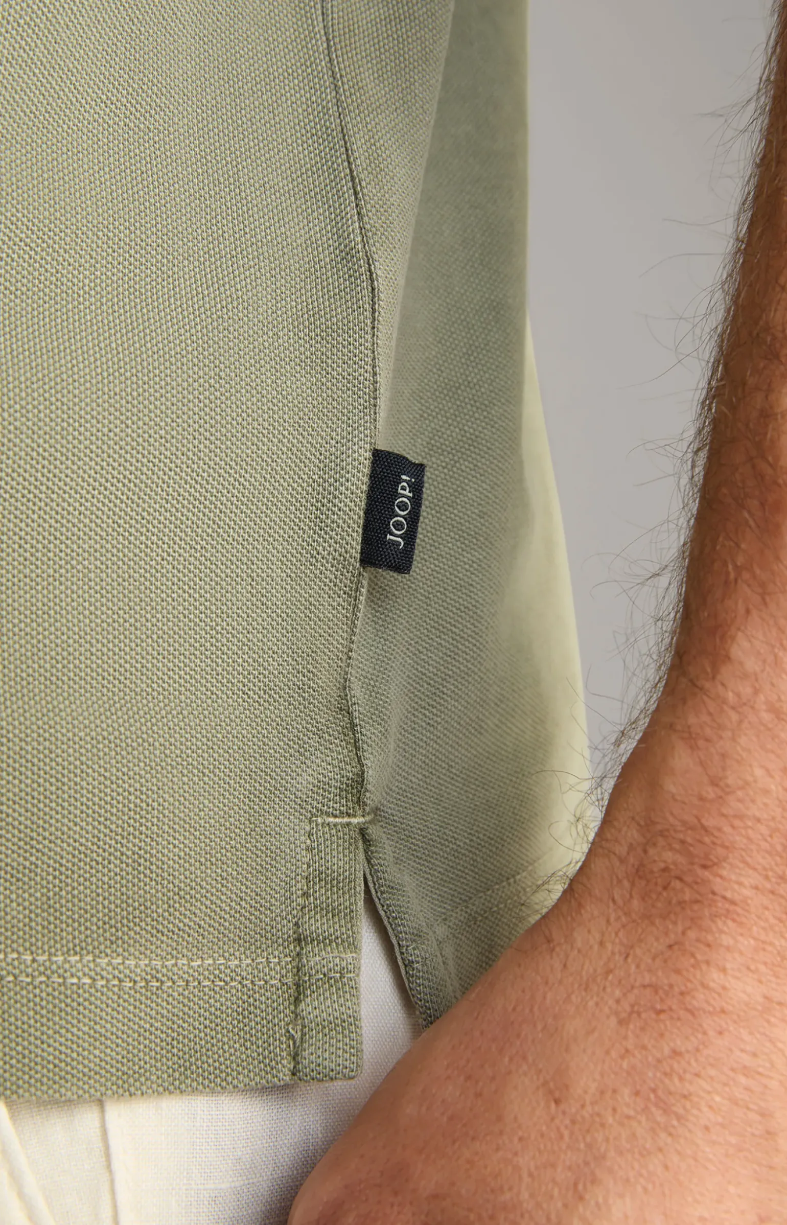 Poloshirt Ambrosio in Oliv