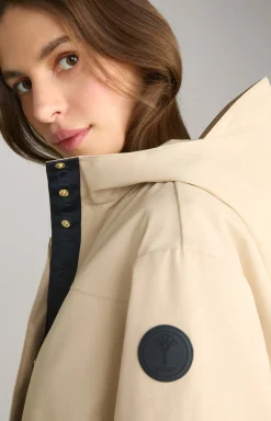 Regenmantel in Beige