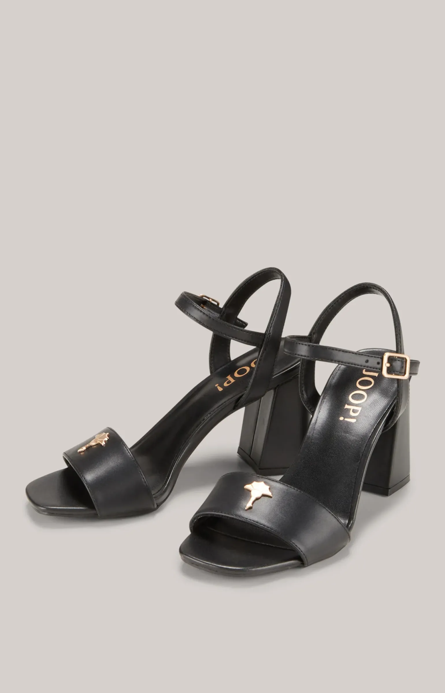 Sandale Unico Pia in Schwarz