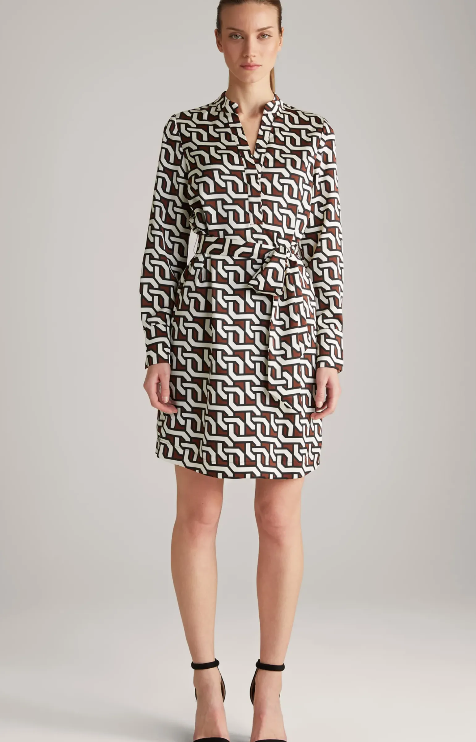 Satin-Kleid in Braun/Creme/Schwarz gemustert