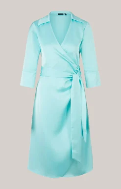Satinkleid in Türkis