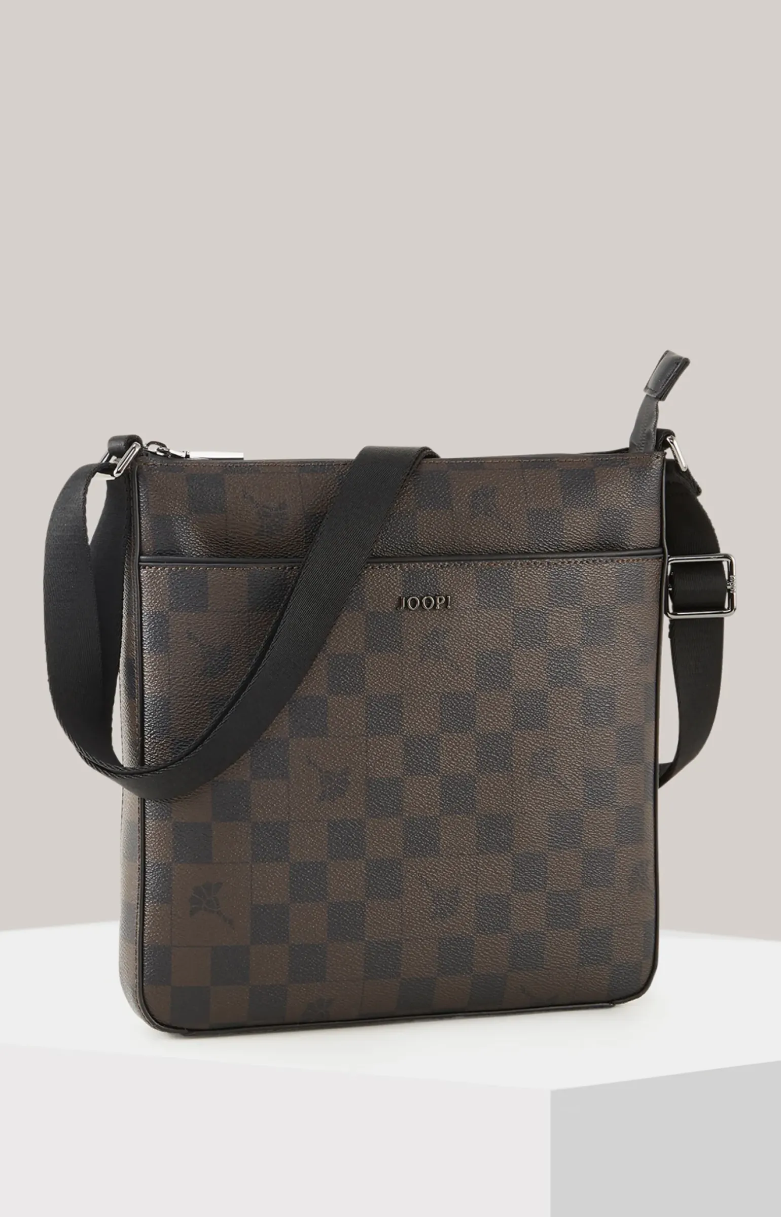 Schultertasche Cortina Piazza Milian in Seal Brown