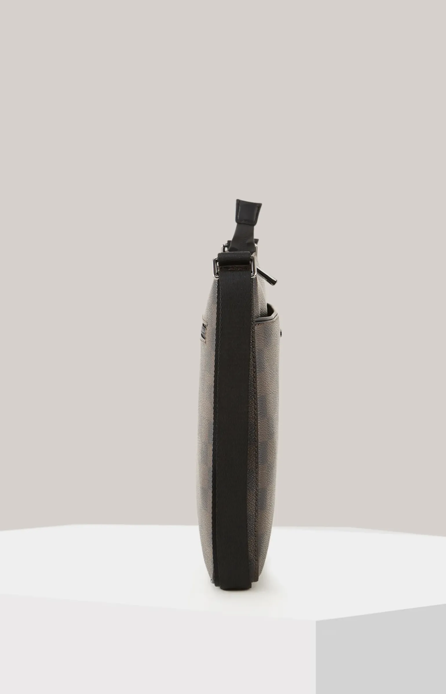 Schultertasche Cortina Piazza Milian in Seal Brown