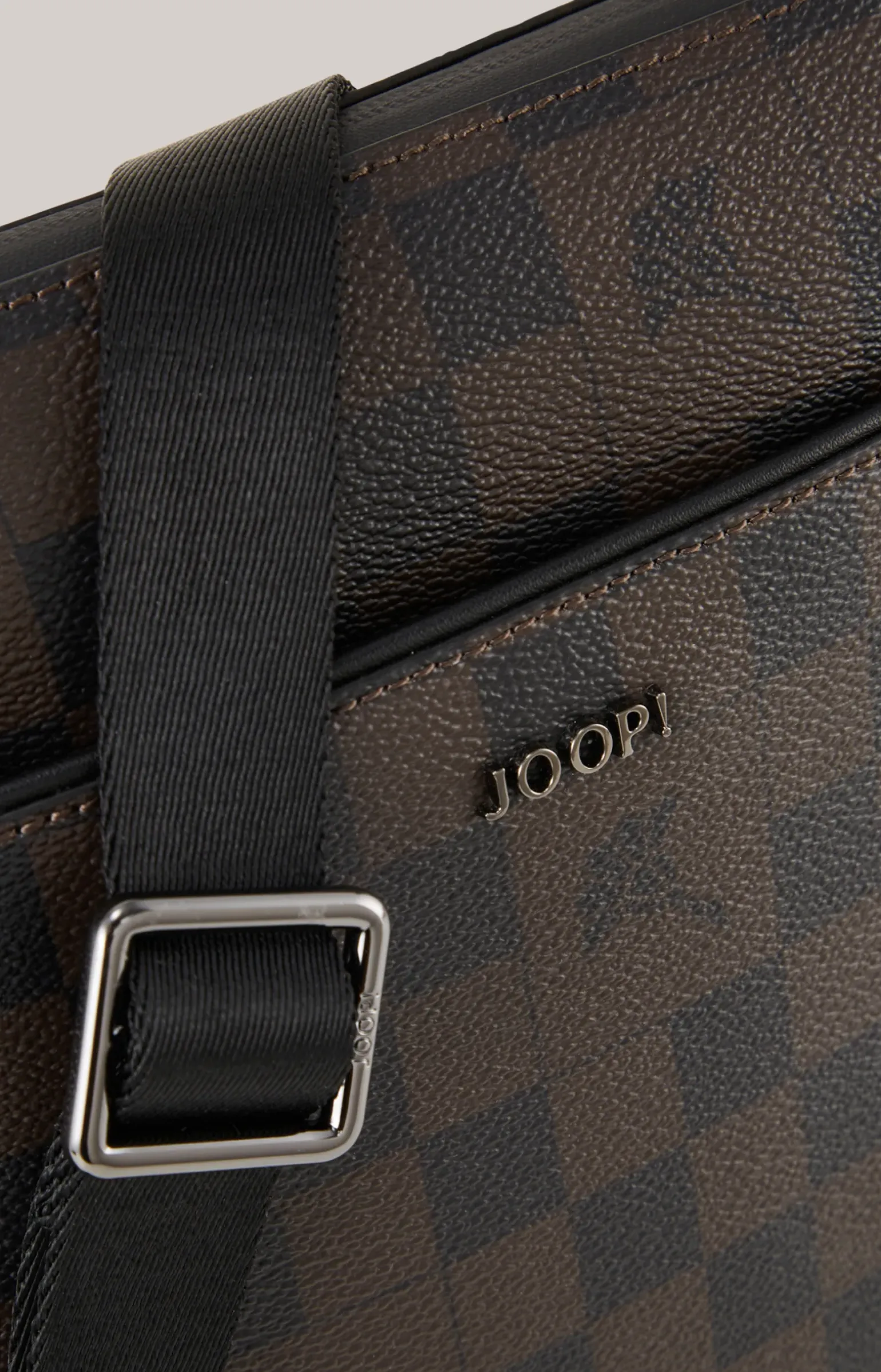 Schultertasche Cortina Piazza Milian in Seal Brown