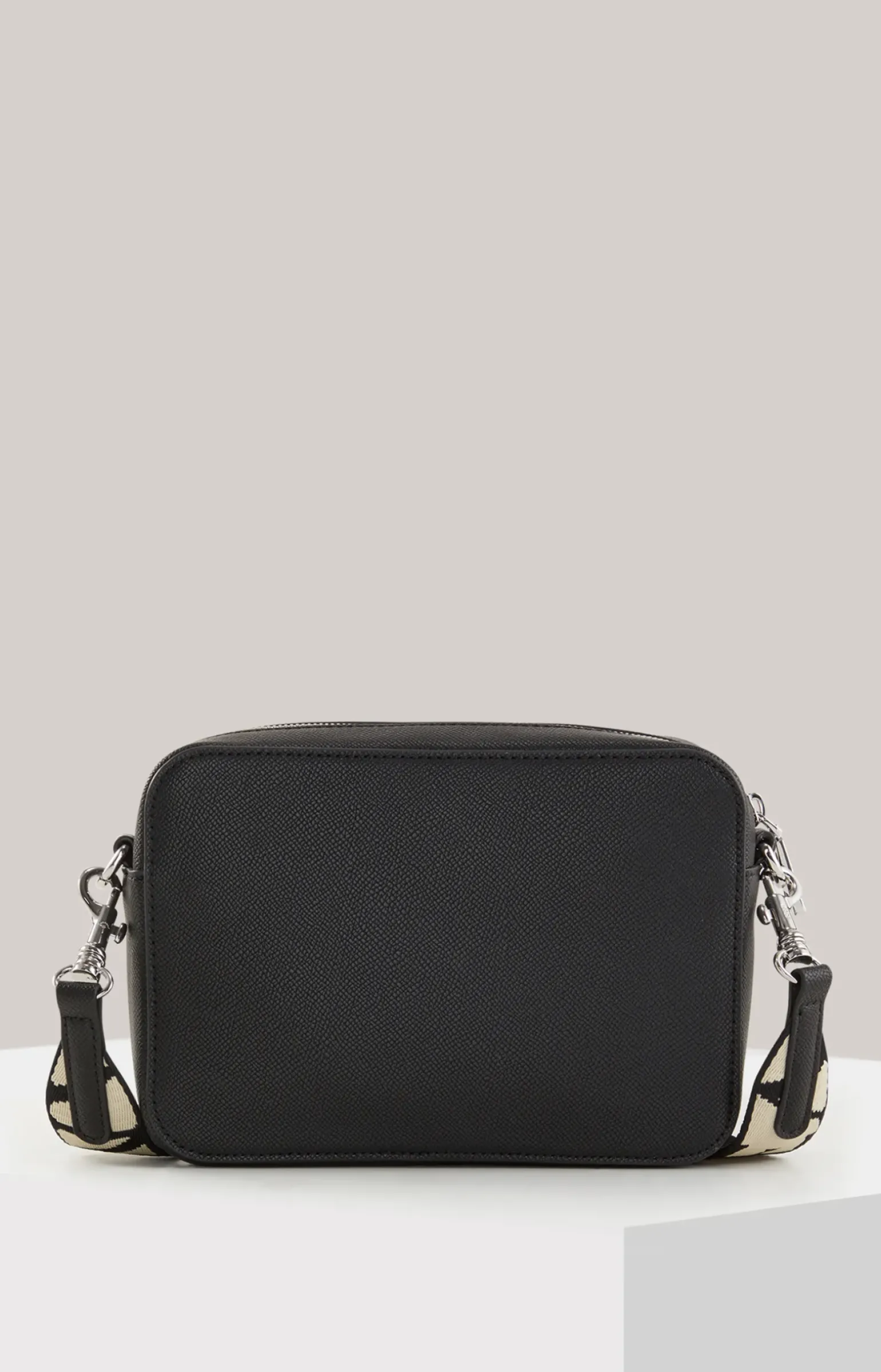 Schultertasche Giro Cloe in Schwarz