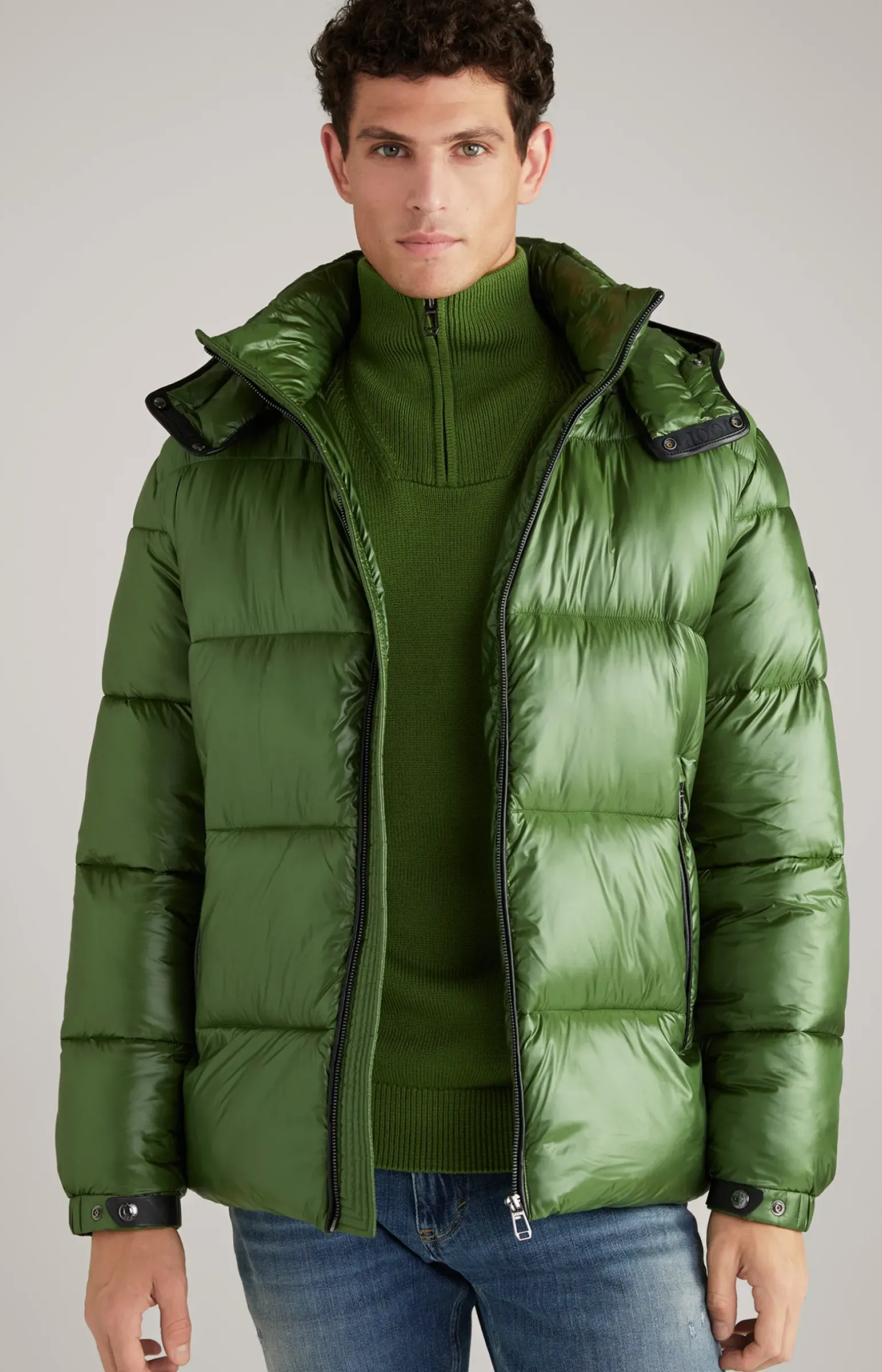 Steppjacke Ambro mit Kapuze in Hellgrün