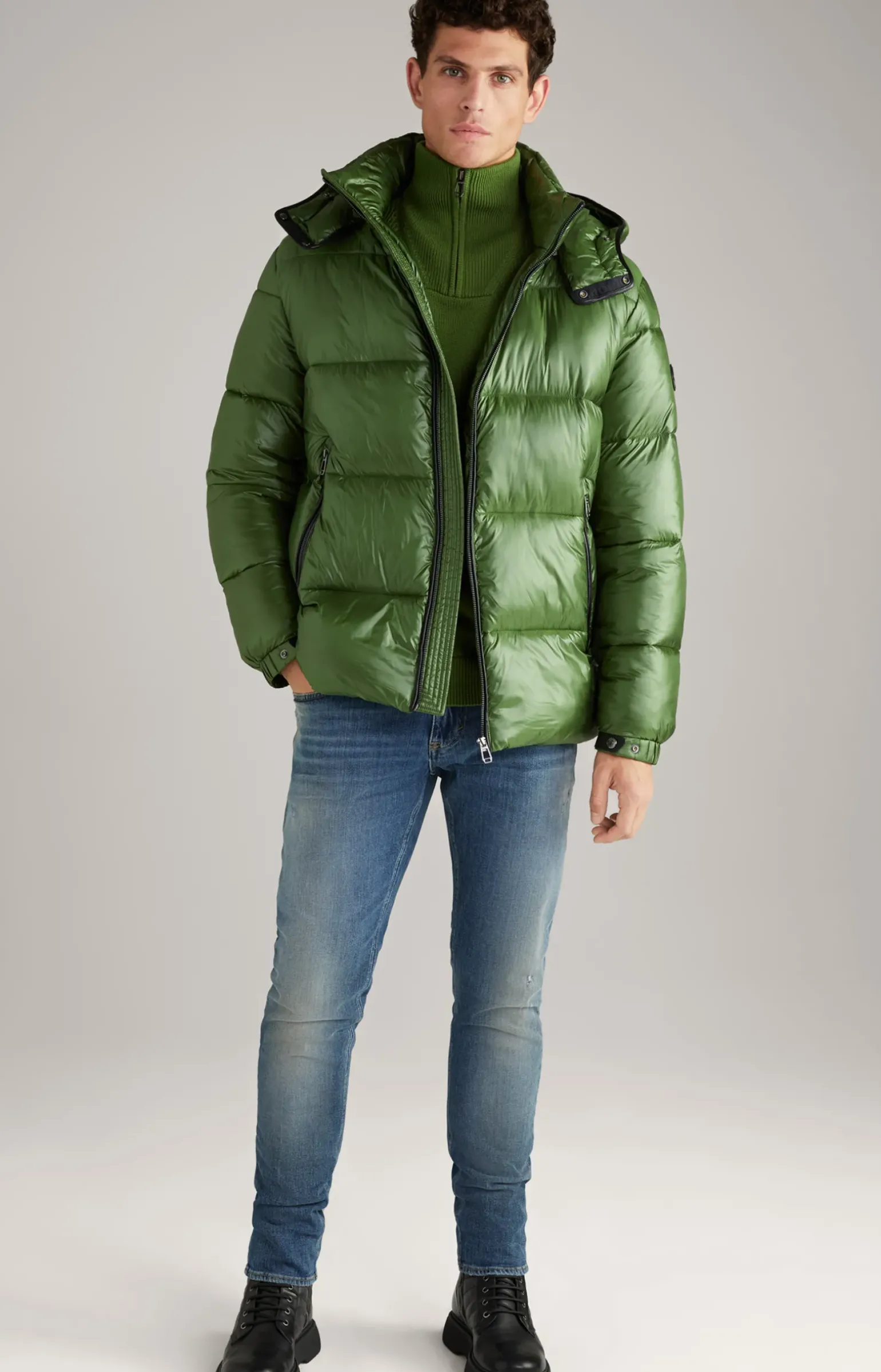 Steppjacke Ambro mit Kapuze in Hellgrün