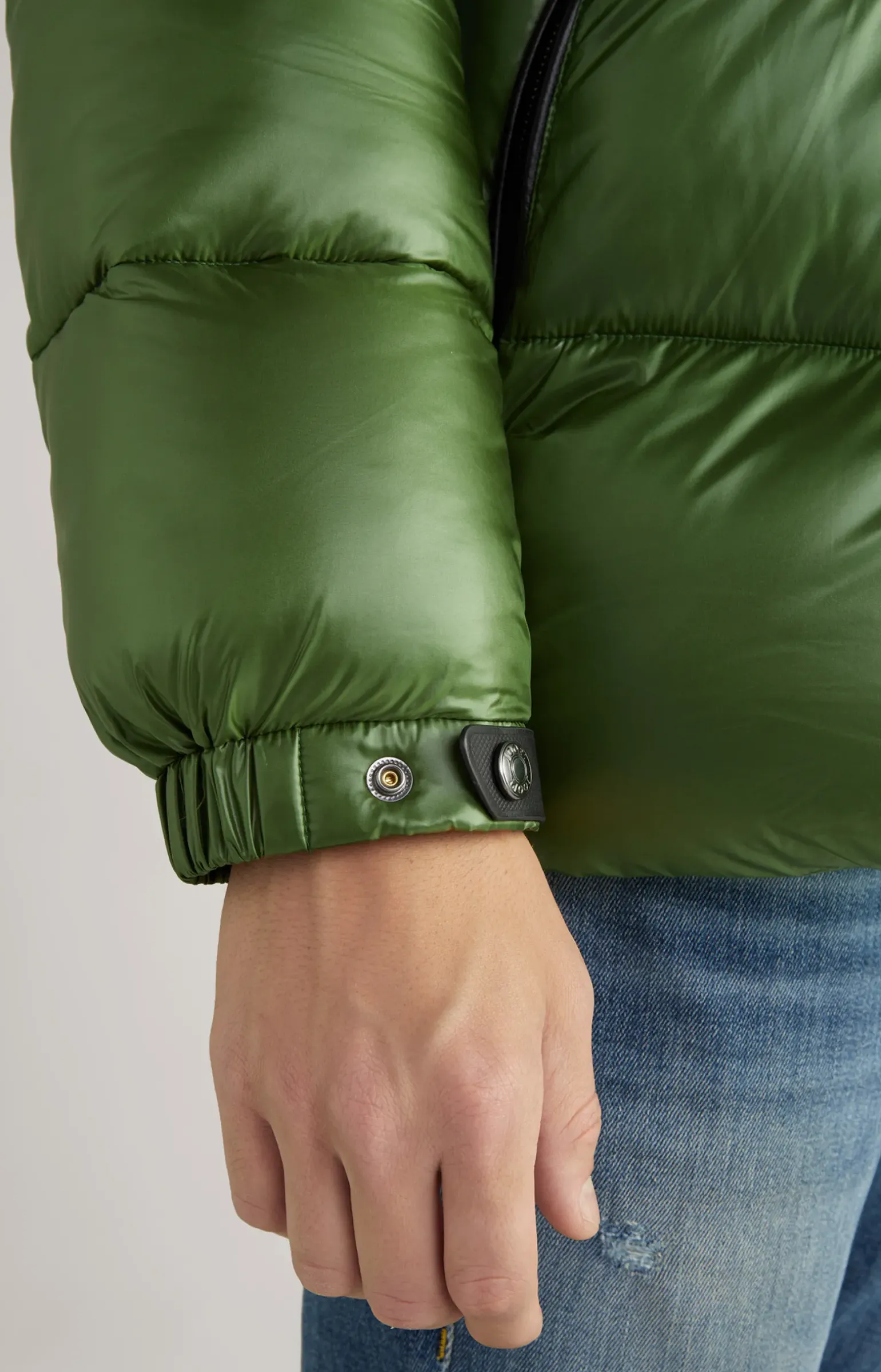 Steppjacke Ambro mit Kapuze in Hellgrün