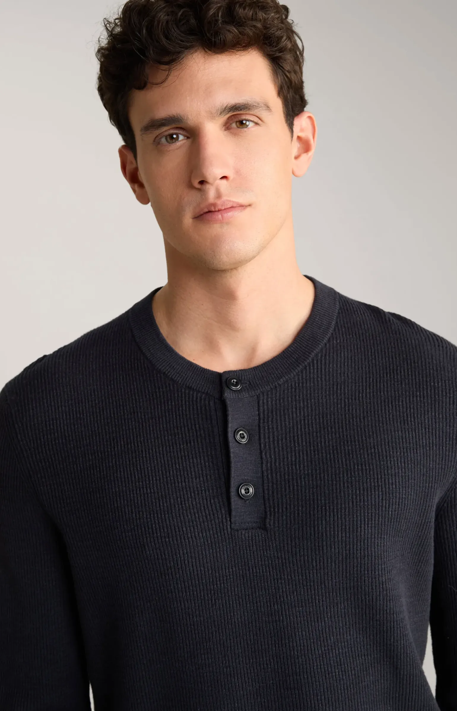 Strickpullover Henley in Navy