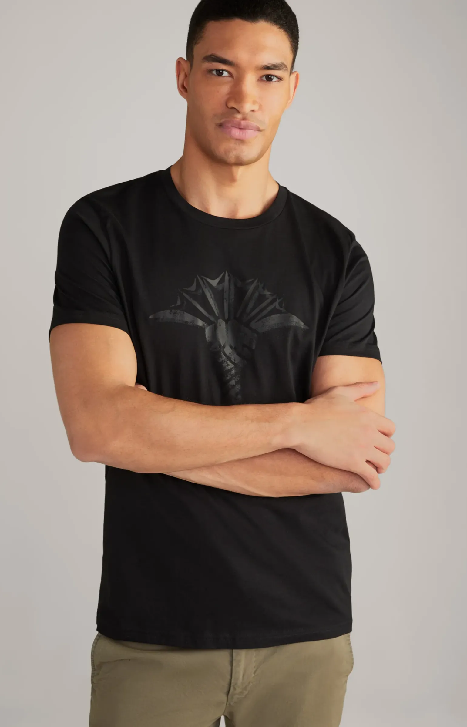 T-Shirt Alerio in Schwarz