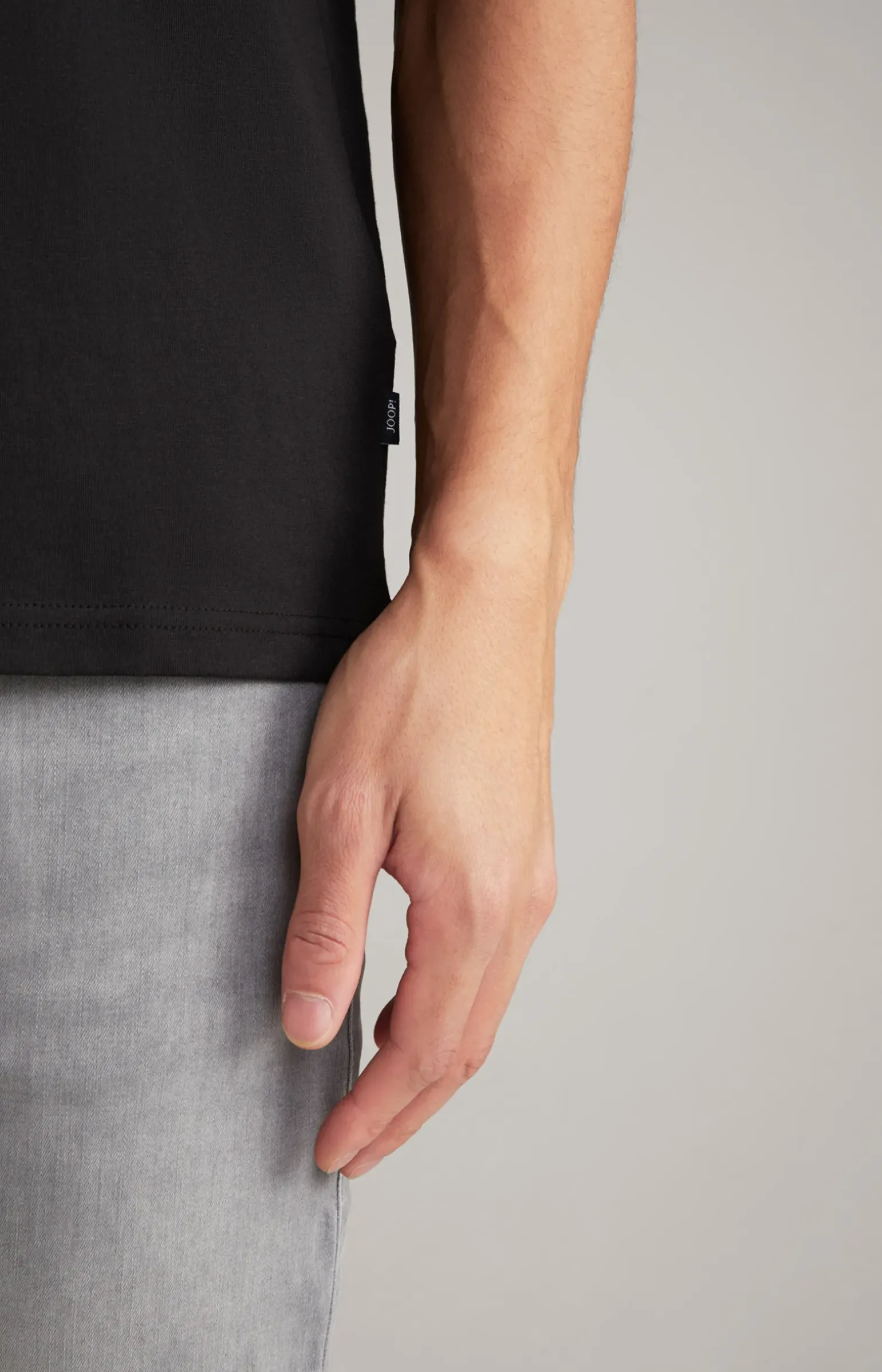 T-Shirt Alex in Schwarz