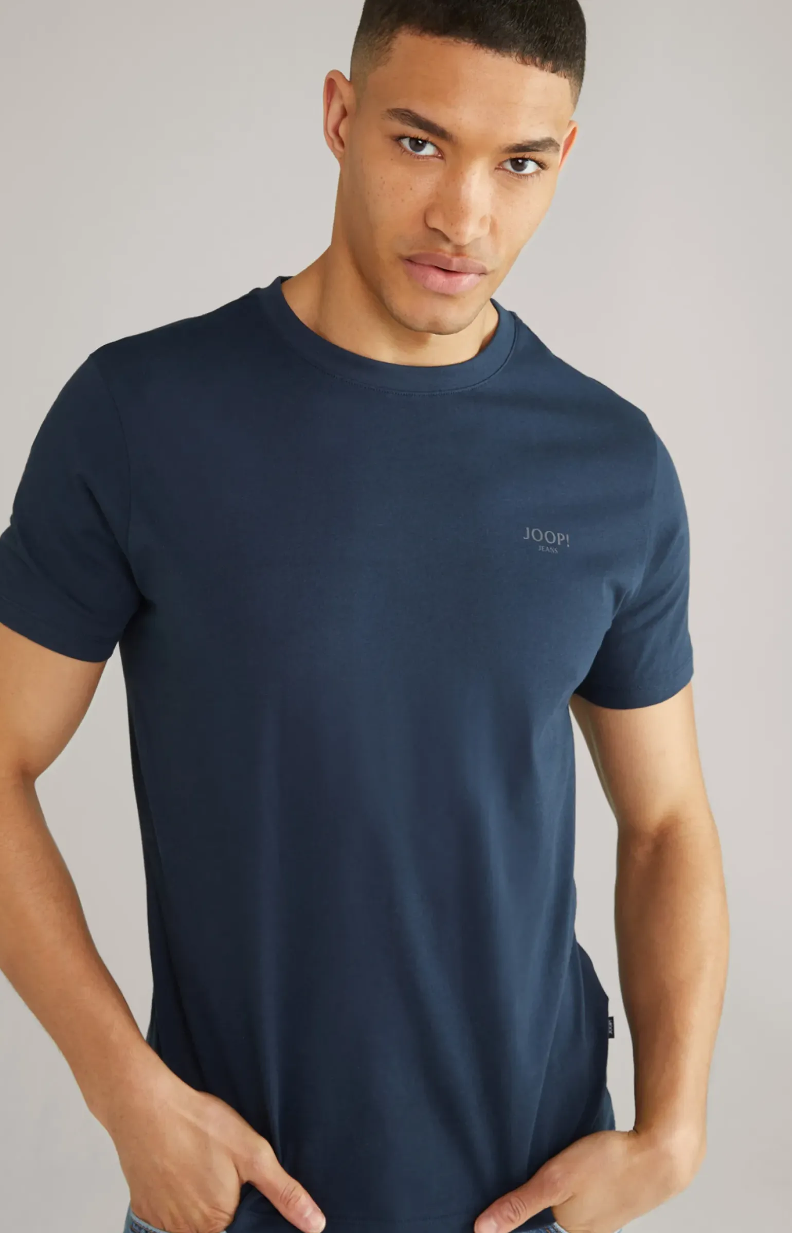 T-Shirt Alphis in Dunkelblau