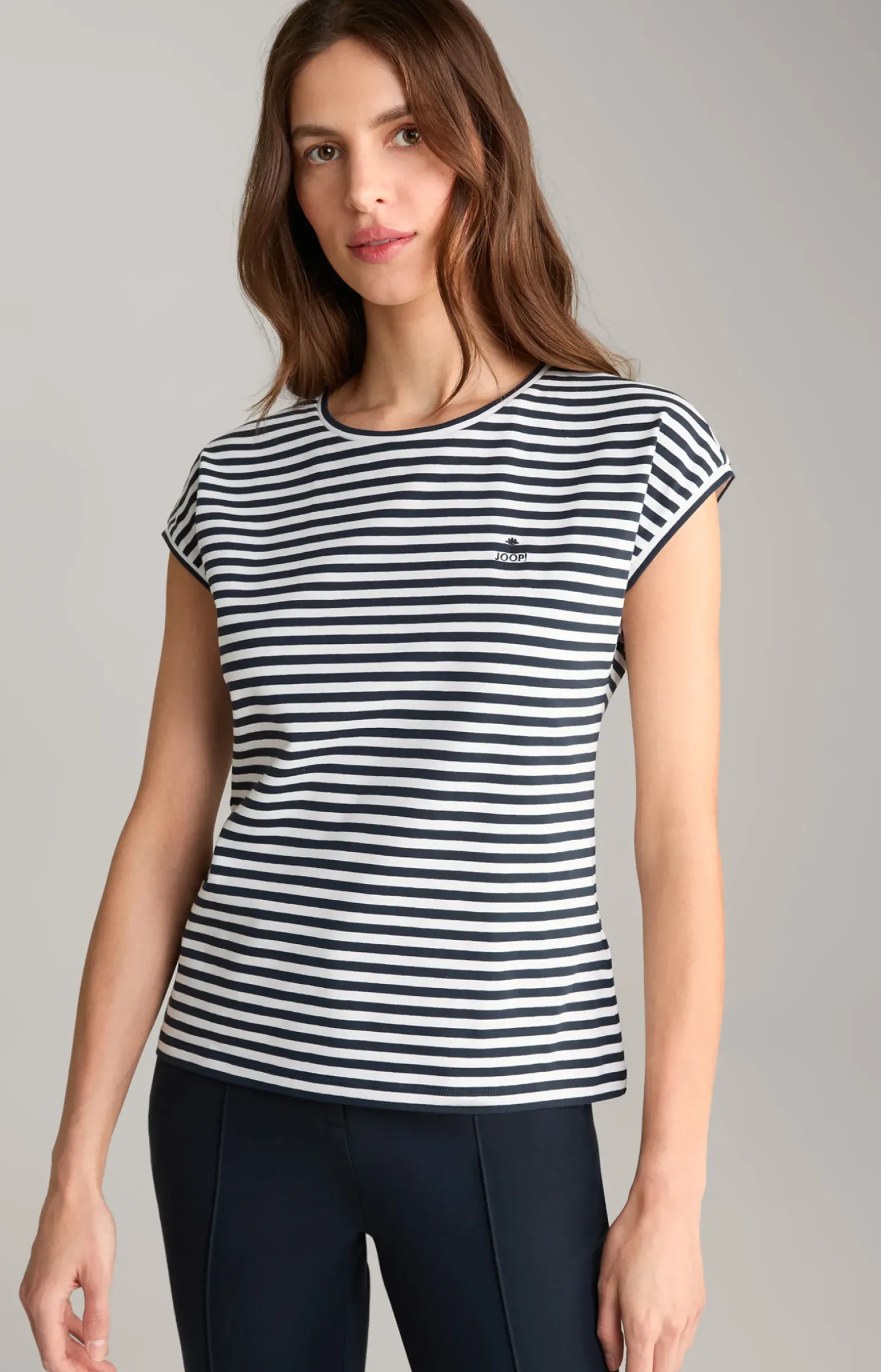 T-Shirt in Blau/Weiß gestreift