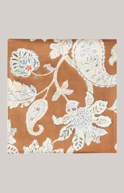 Tuch in Braun gemustert