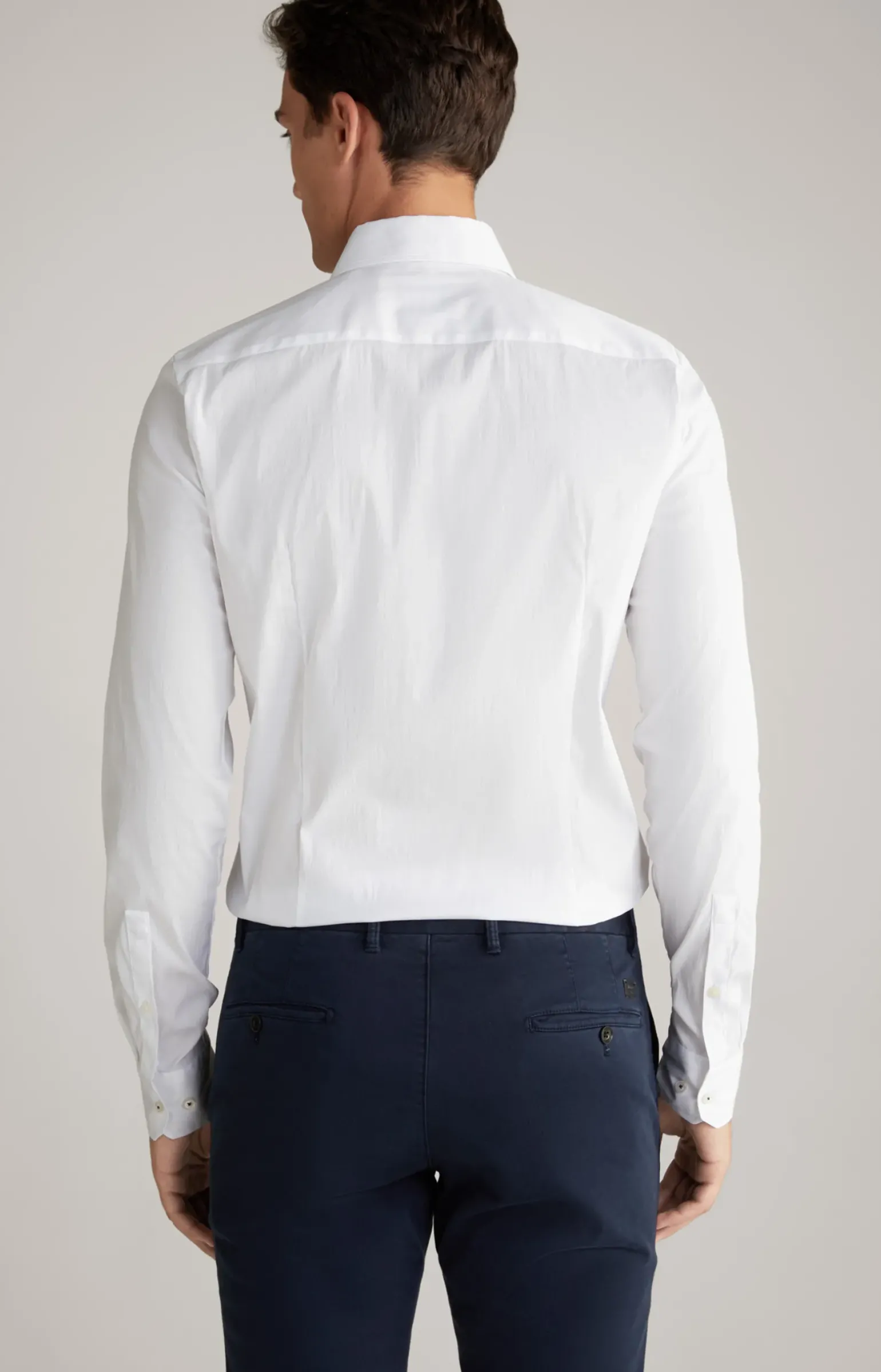 X-Long Hemd Pai in Weiß, mit extralangen Ärmeln